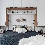 Urban Modern 5 アパート イェレニャ・グーラ