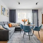 Urban Modern 5 イェレニャ・グーラ