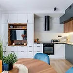 Urban Modern 5 * イェレニャ・グーラ